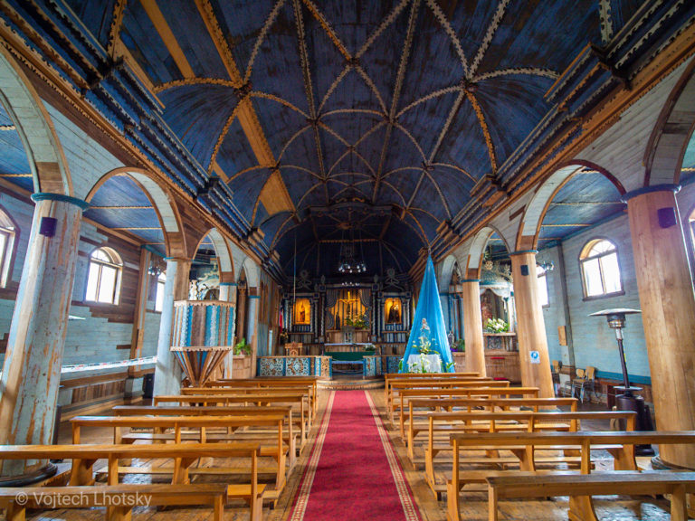 Dřevěné kostely na ostrově Chiloé
