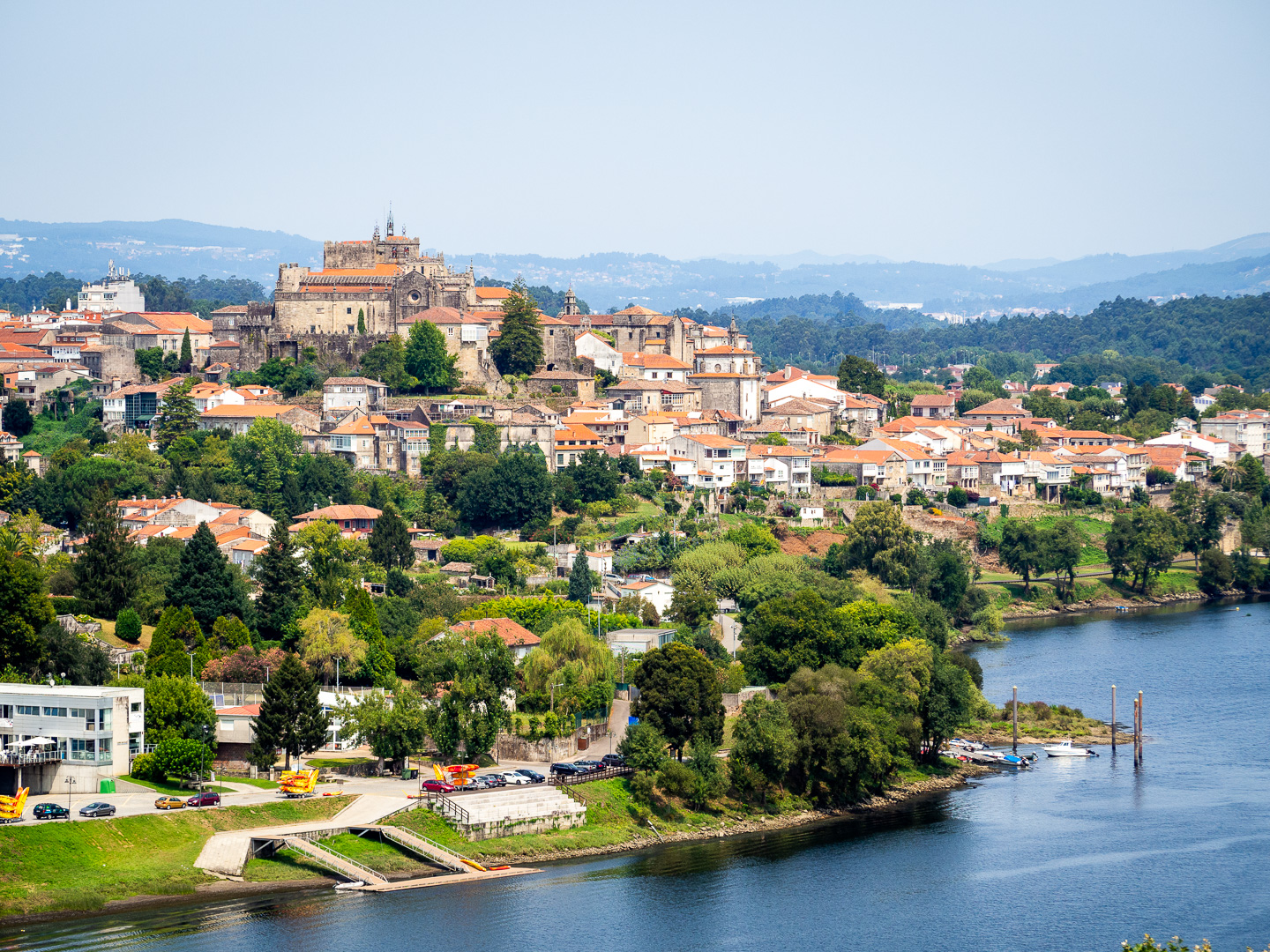 Pohled z města Valença na španělské Tui